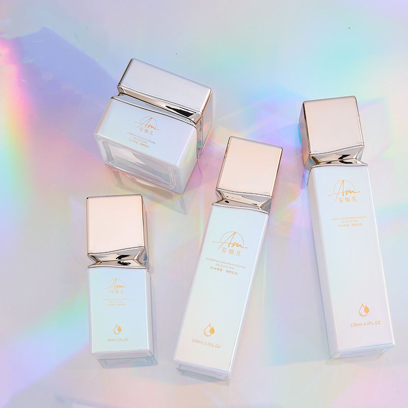 Borcan pătrat de sticlă cu cremă cu efect irizant pentru cremă de față și ochi